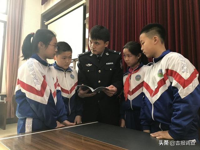 白山市新建公安分局开展新一轮扫黑除恶专项斗争宣传活动