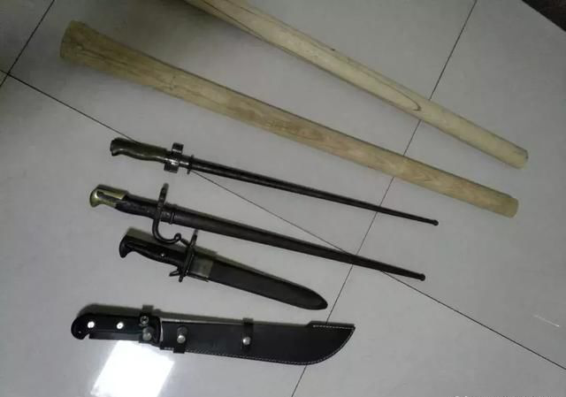 横扫黑恶，重拳治乱！梅河口市公安局开展突击夜查！