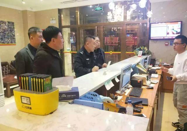 横扫黑恶，重拳治乱！梅河口市公安局开展突击夜查！